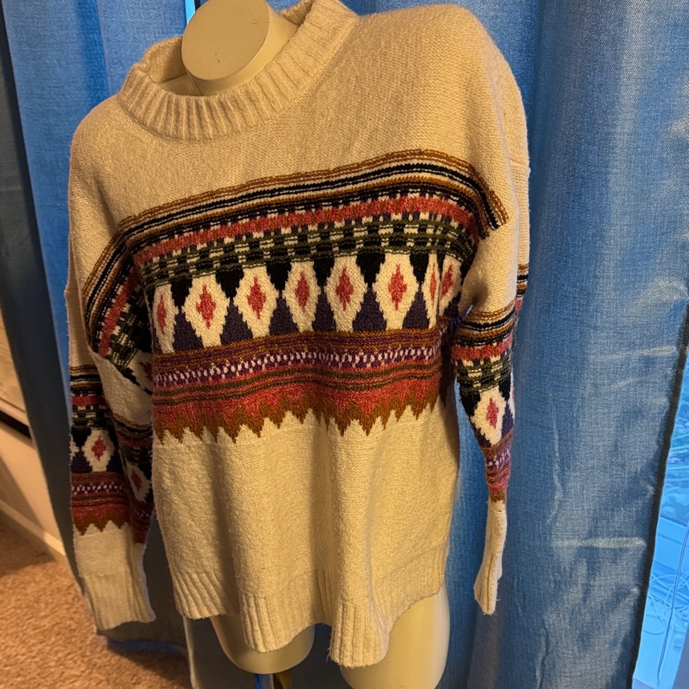 American Eagle Outfitters Cream and Multicolor Crew Neck Sweater - Picture 2 of 9